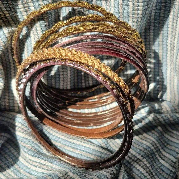 Sparkley✨️ Bangle Set Gold Brown - Picture 2 of 2